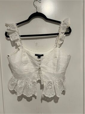 Forever 21 White Eyelet Cropped Tank Top size medium